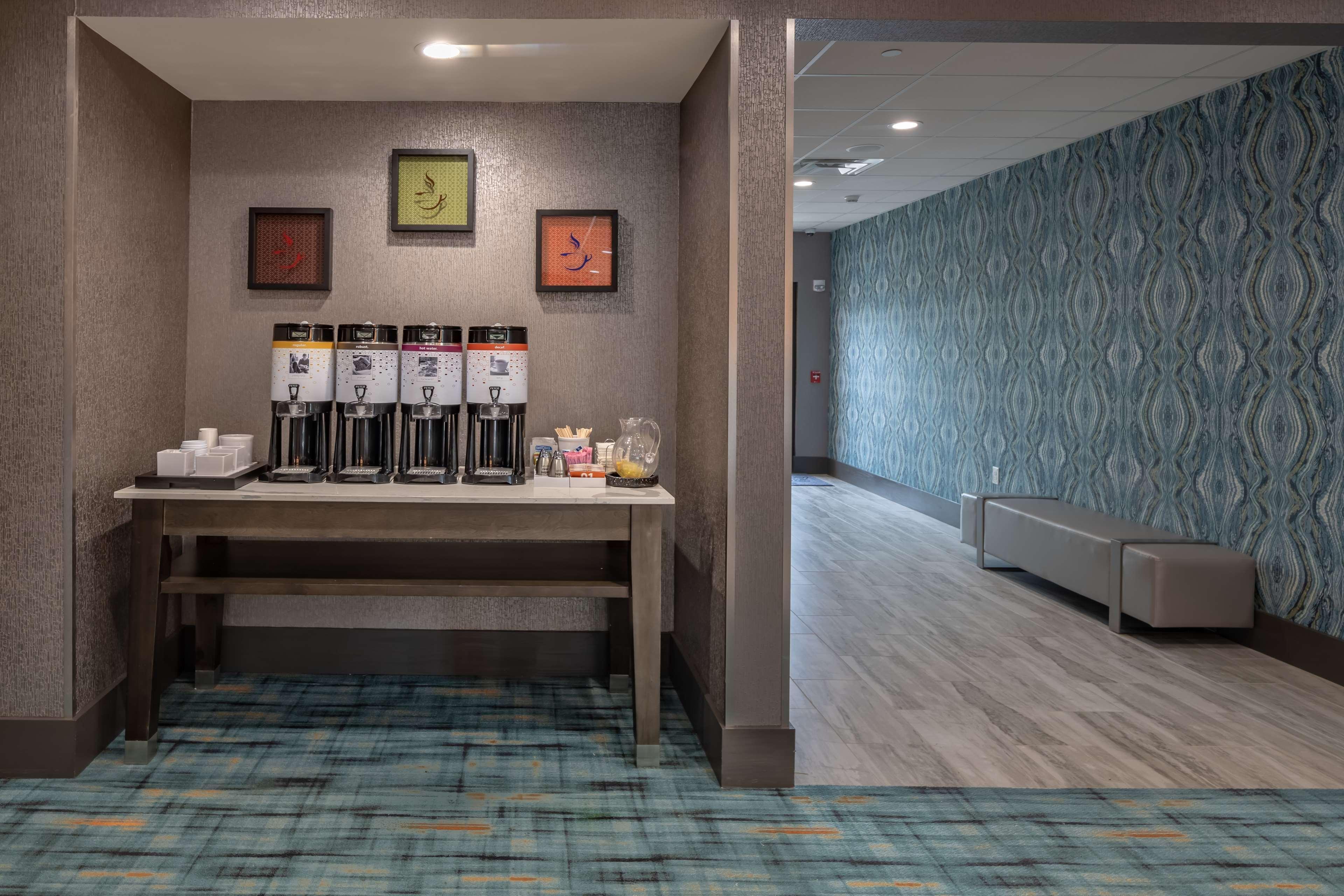 Hampton Inn & Suites Dallas/Plano Central Экстерьер фото