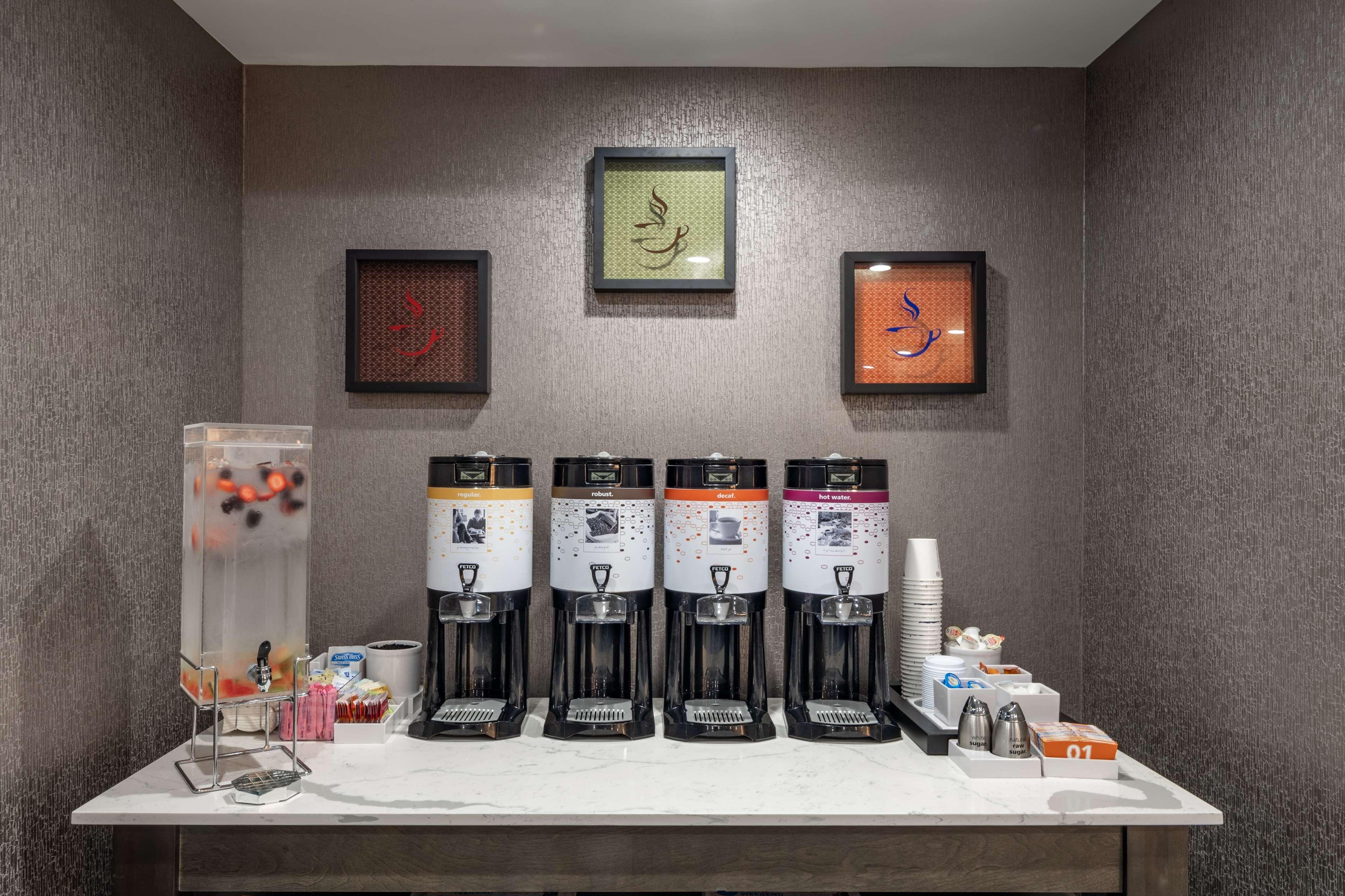 Hampton Inn & Suites Dallas/Plano Central Экстерьер фото