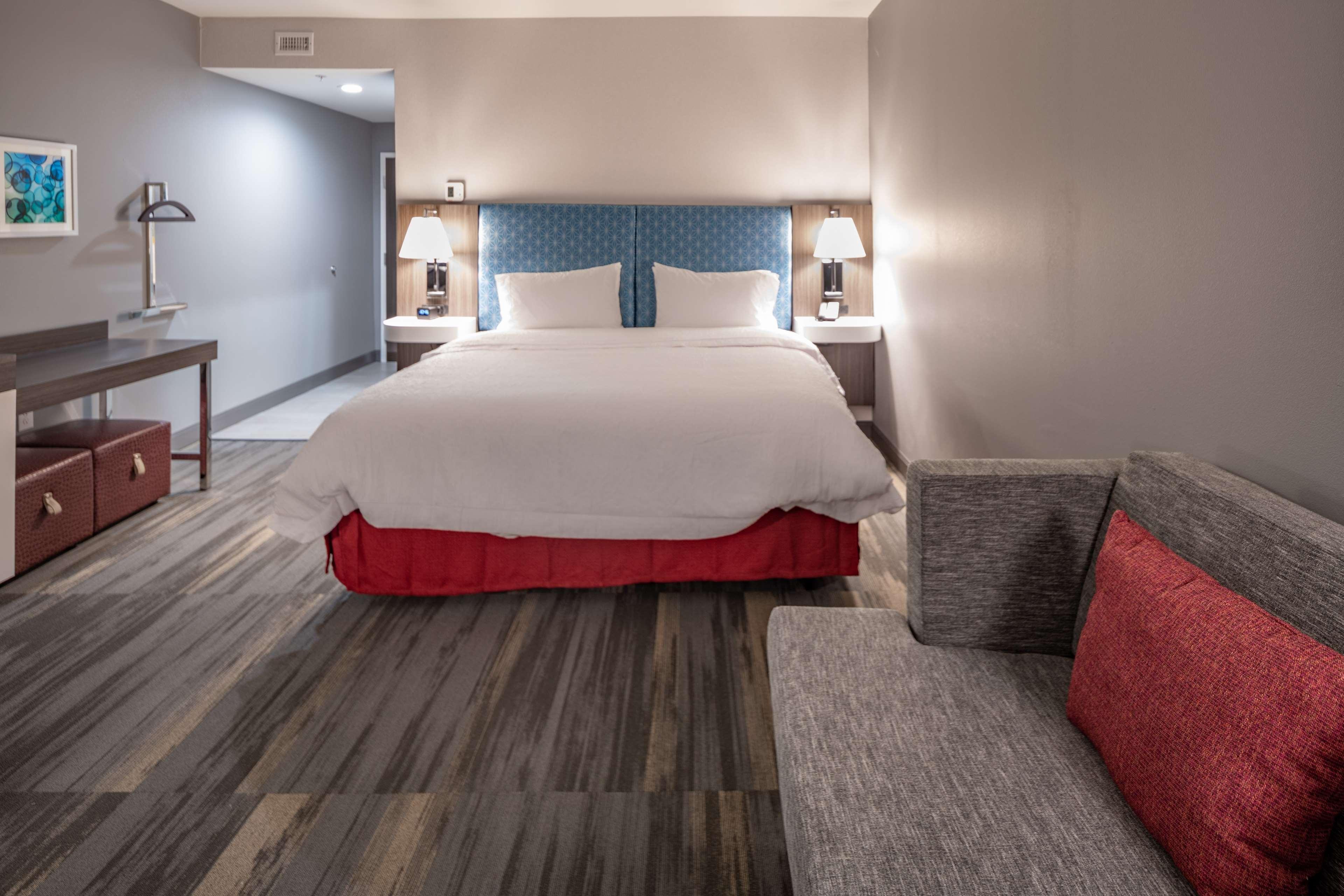 Hampton Inn & Suites Dallas/Plano Central Экстерьер фото
