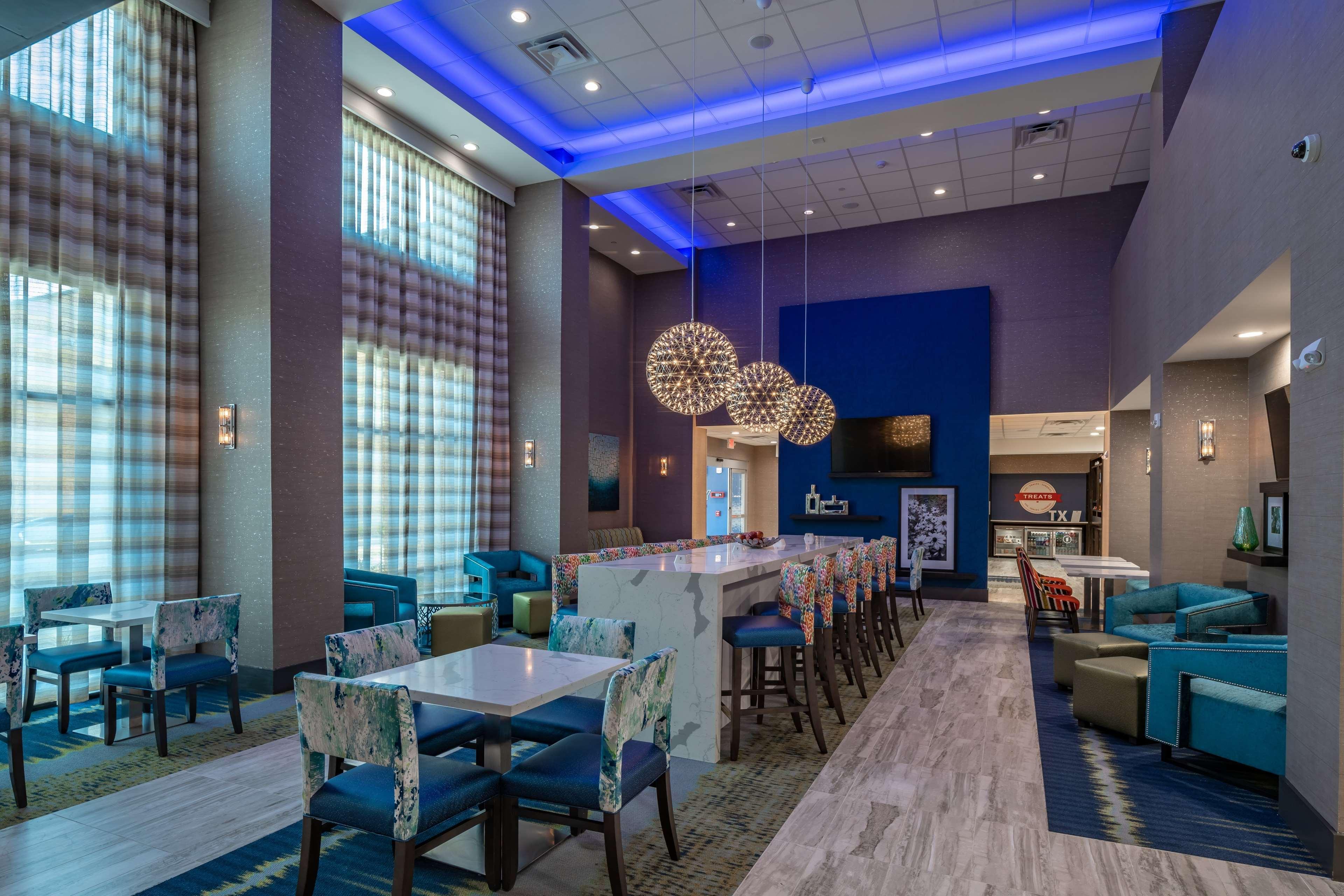 Hampton Inn & Suites Dallas/Plano Central Экстерьер фото