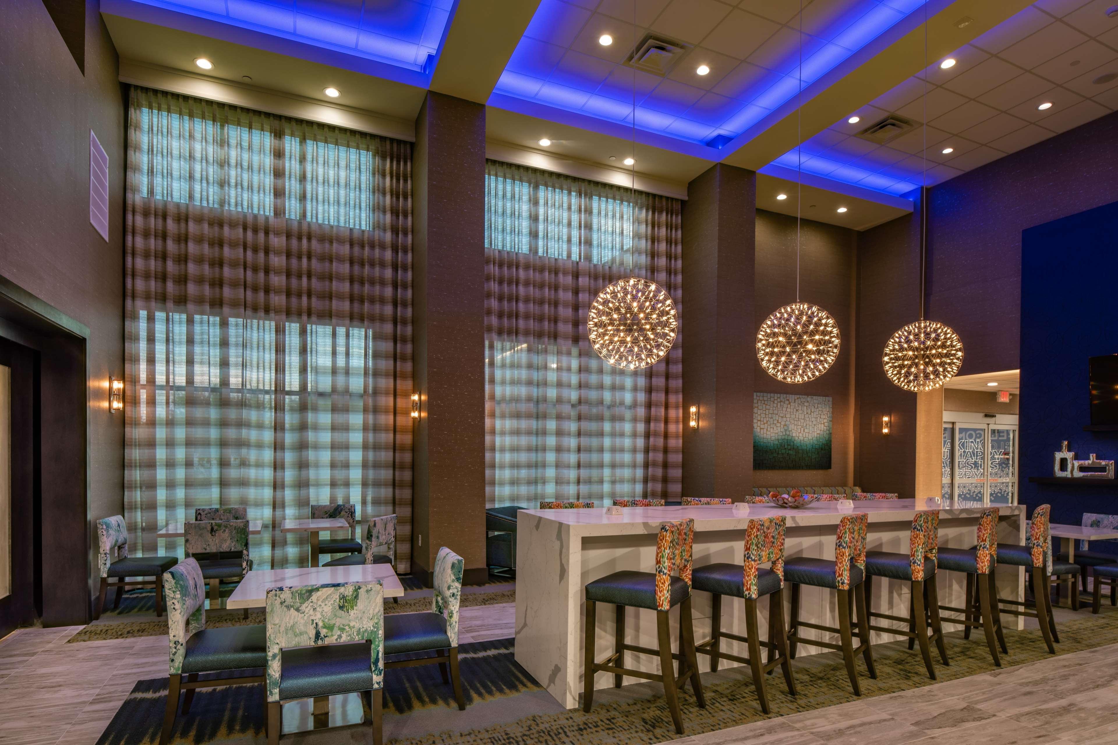 Hampton Inn & Suites Dallas/Plano Central Экстерьер фото