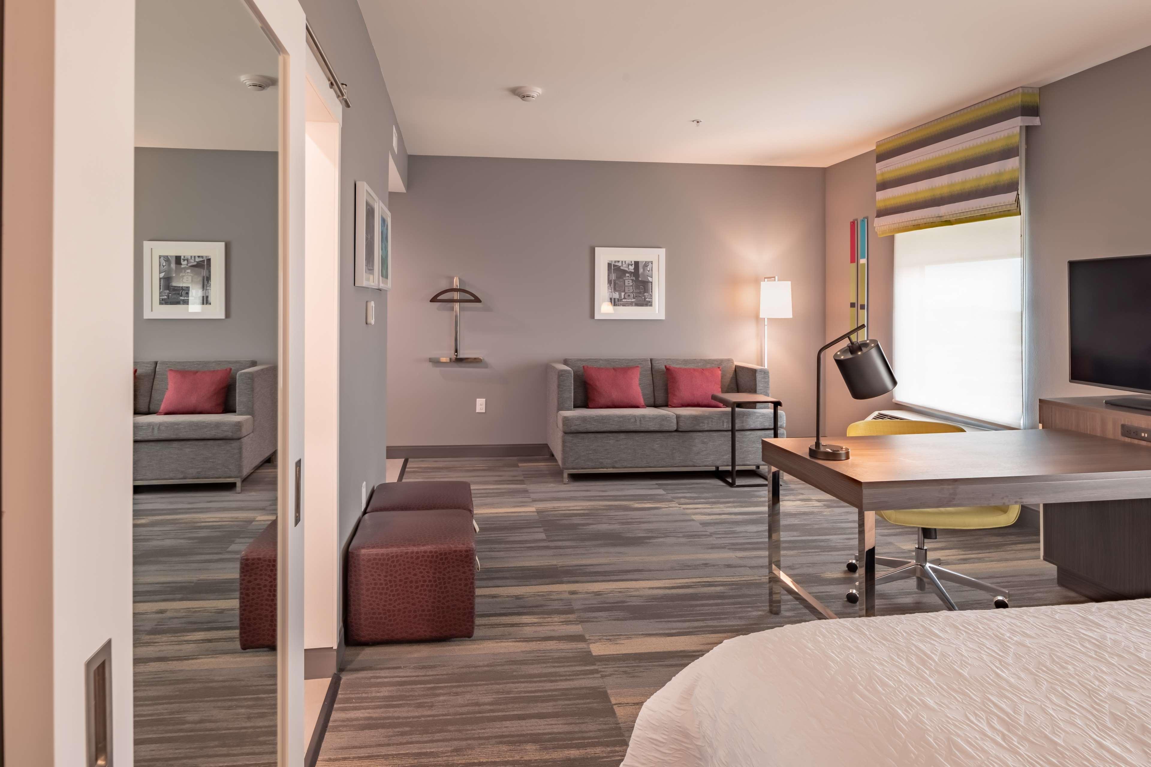 Hampton Inn & Suites Dallas/Plano Central Экстерьер фото