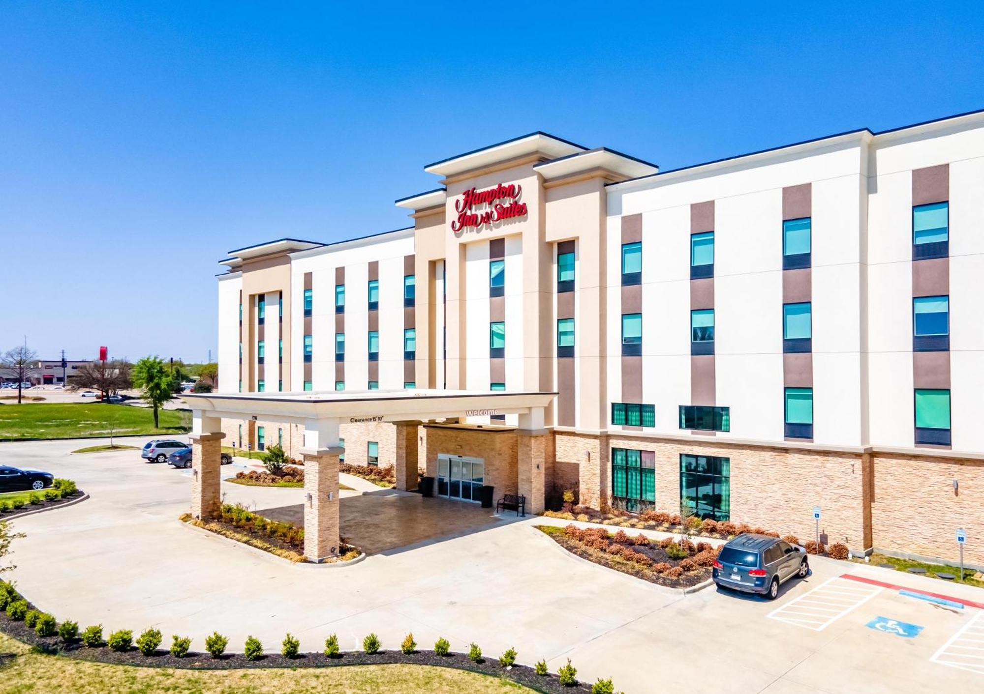 Hampton Inn & Suites Dallas/Plano Central Экстерьер фото